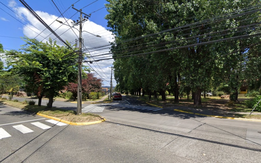 Casi 500 metros de redes de agua potable renueva Aguas Décima en Avenida Italia